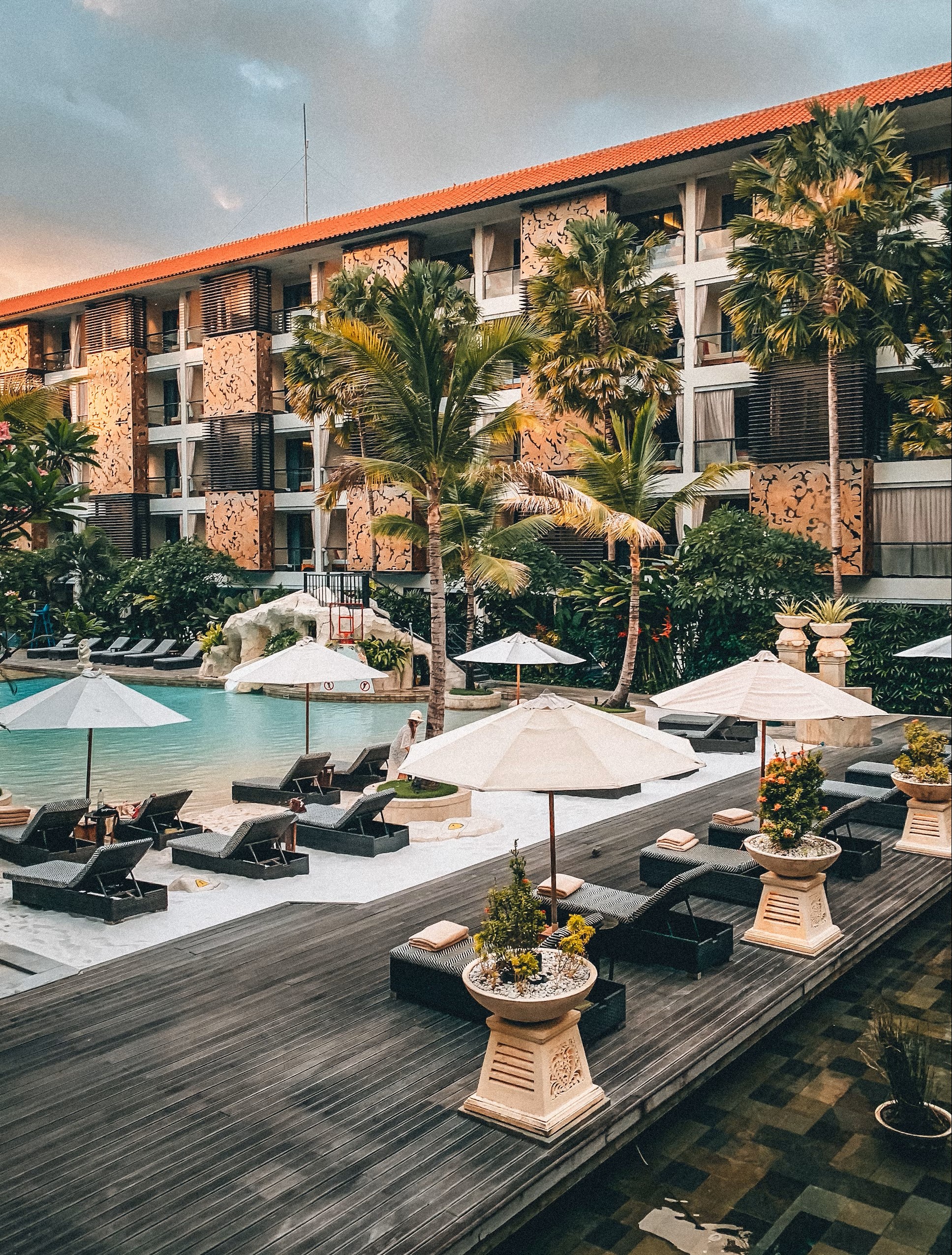 Hotel Booking